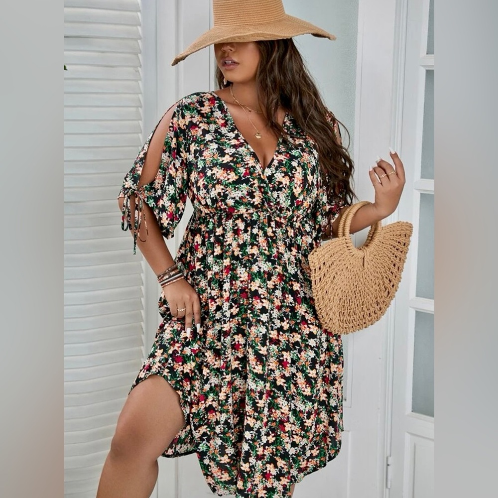 Floral Print Overlap Collar Dress w/ Split Sleeves